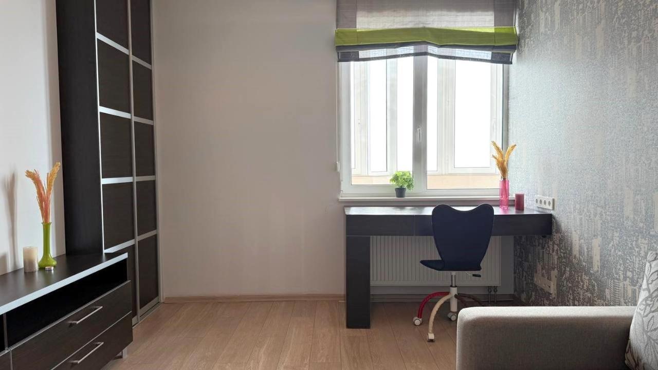 Bright House On 23 Serpnya Charkiw Exterior foto